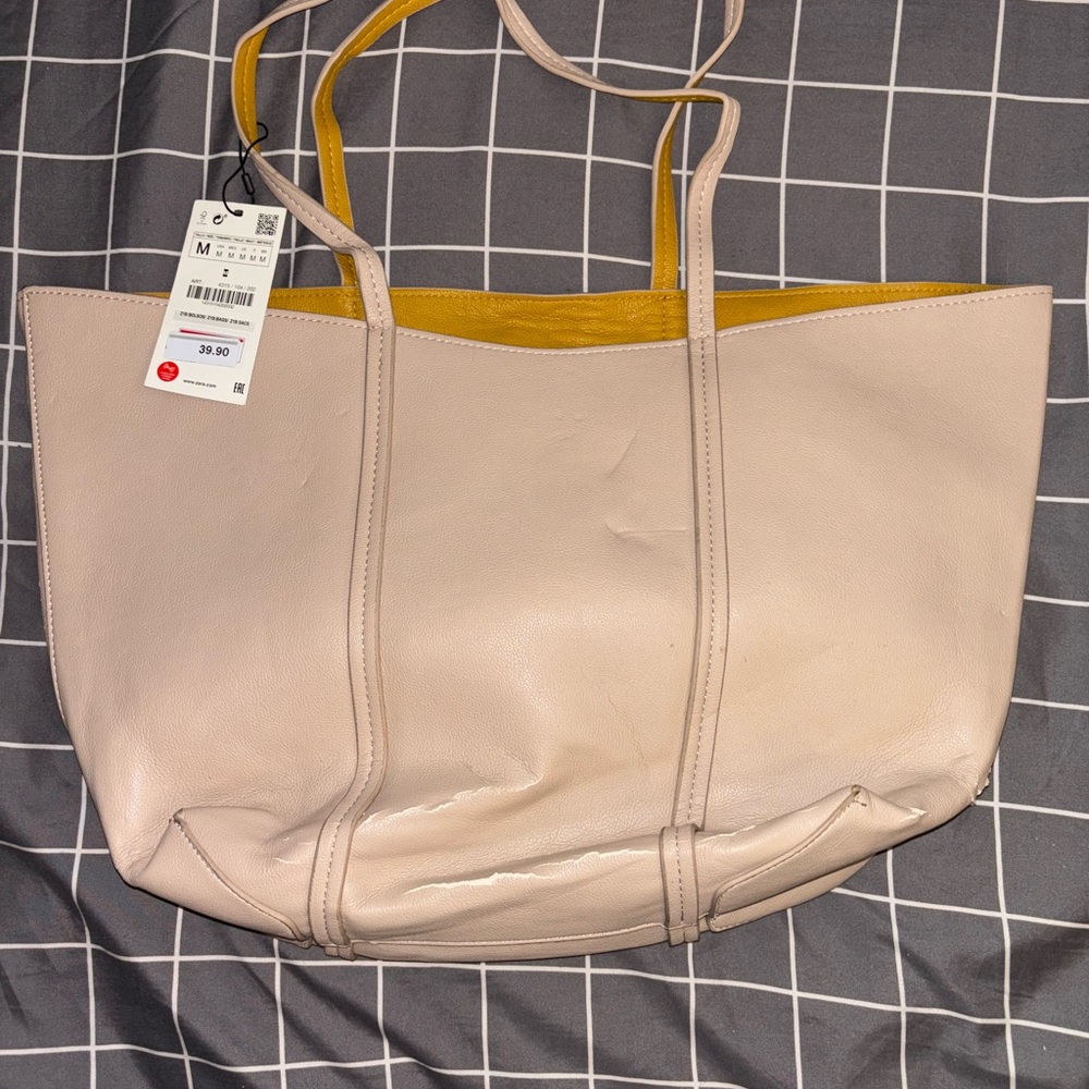 Elegant Beige Tote Bag